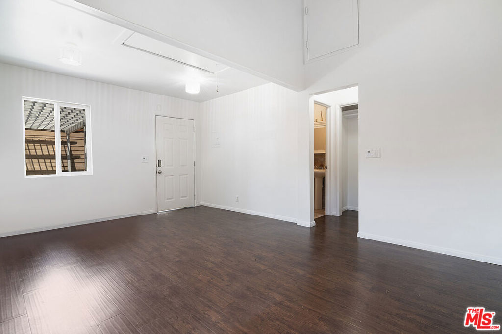 MLS #25592691 img 38