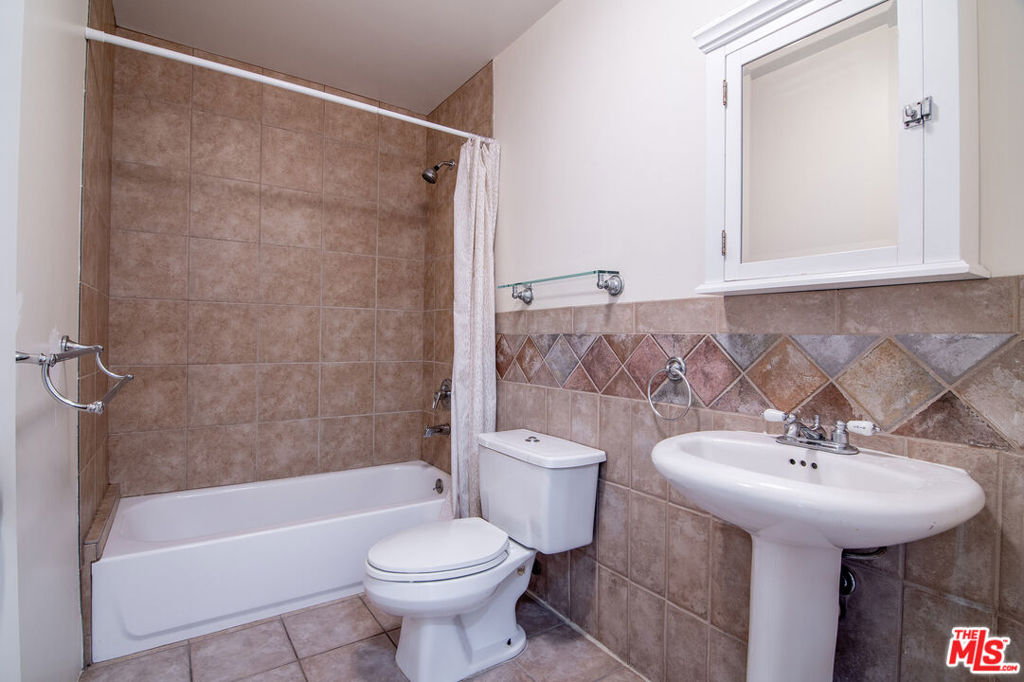 MLS #25592691 img 39