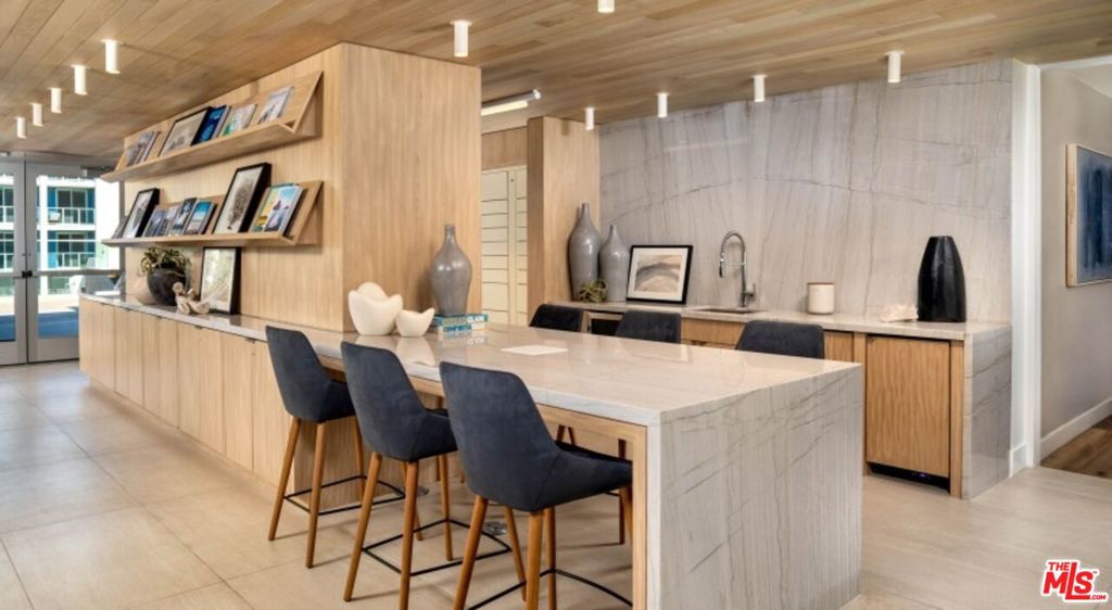 MLS #25593063 image #13