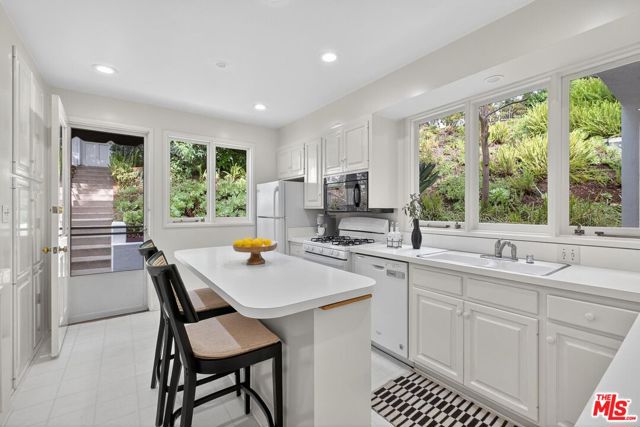 MLS #25593107 image #11