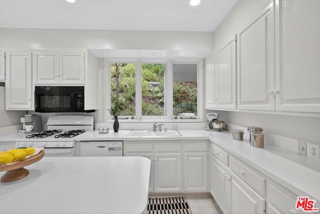 MLS #25593107 image #12