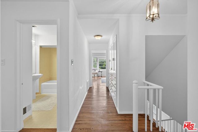 MLS #25593107 image #30