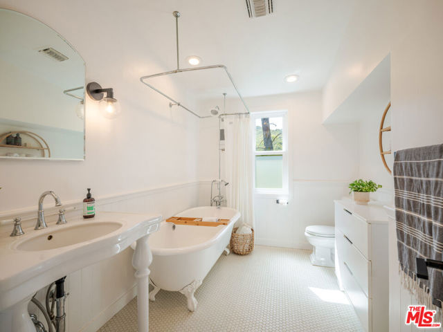 MLS #25593265 image #34