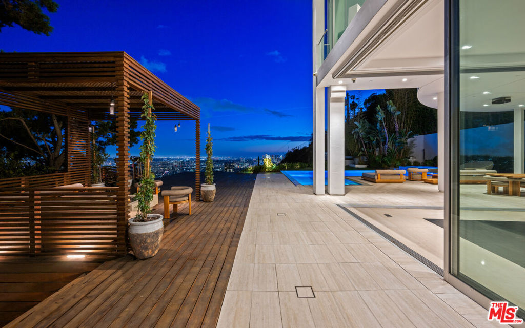 MLS #25593269 image #2