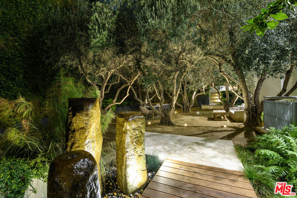 MLS #25593269 image #21