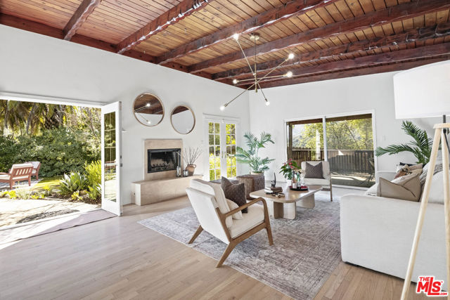 MLS #25593371 image #1