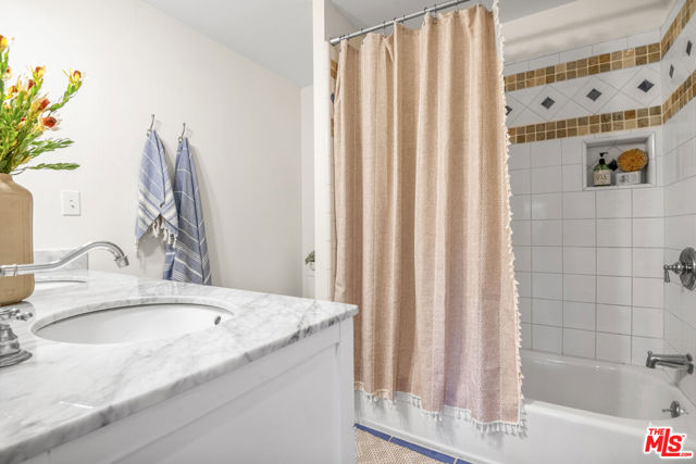 MLS #25593371 image #13