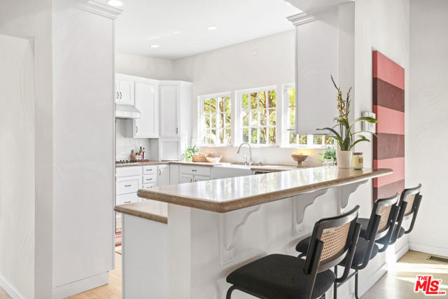 MLS #25593371 image #2