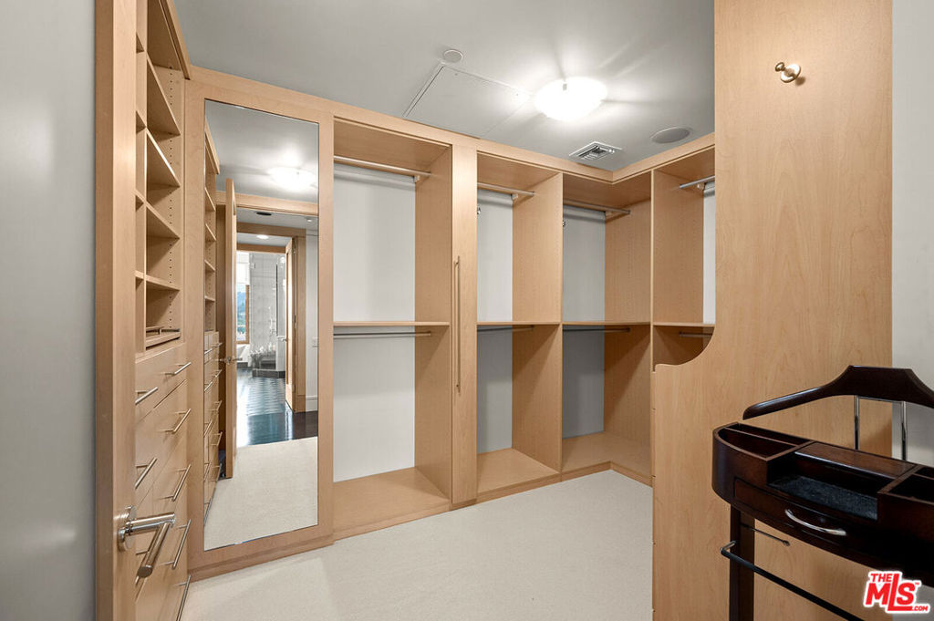 MLS #25593733 image #22