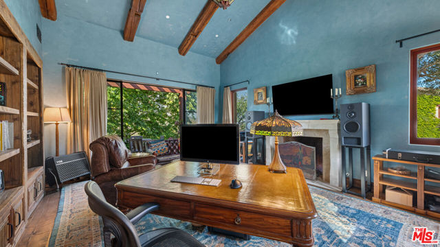 MLS #25593809 image #28