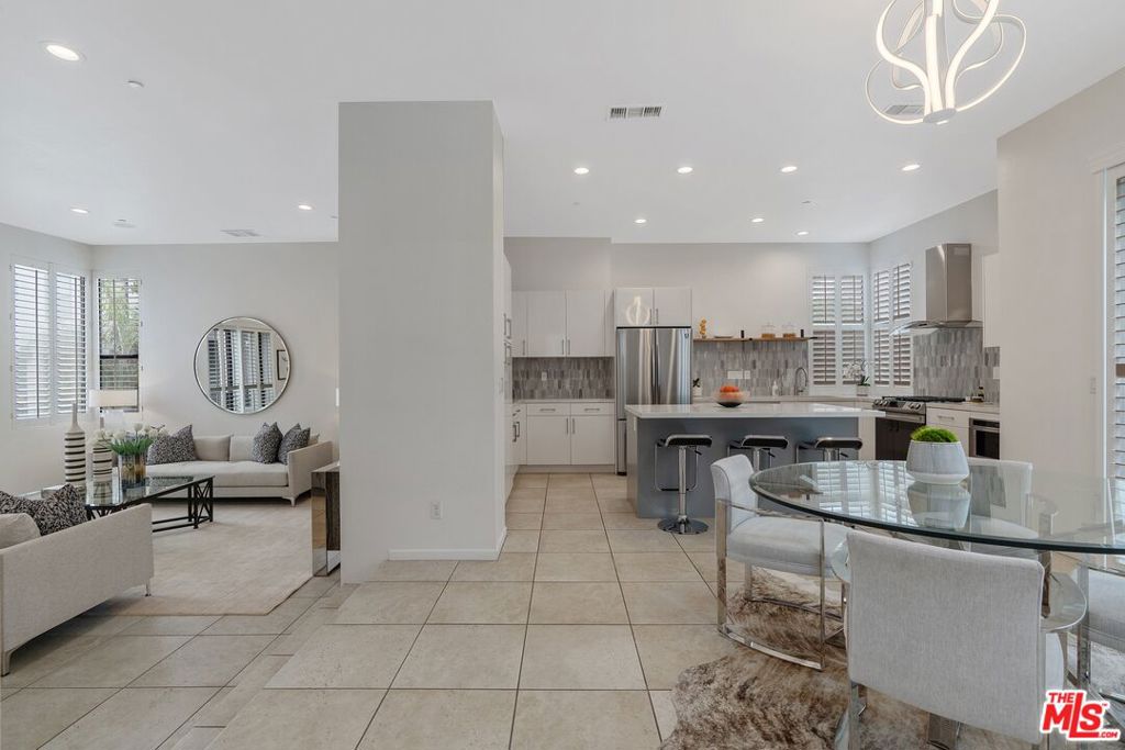 MLS #25594029 image #3