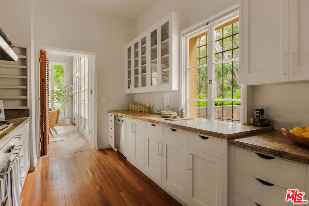 MLS #25594271 image #11