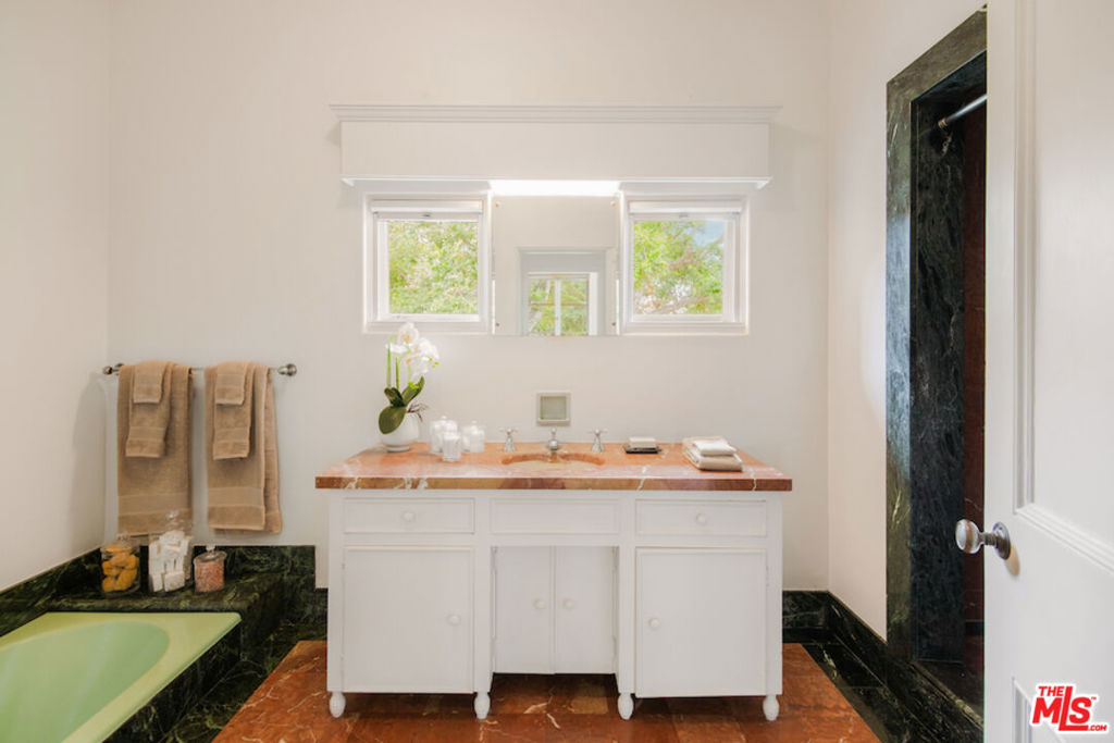 MLS #25594271 image #25