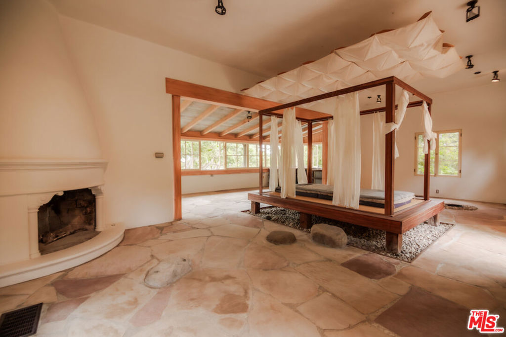 MLS #25594271 image #42