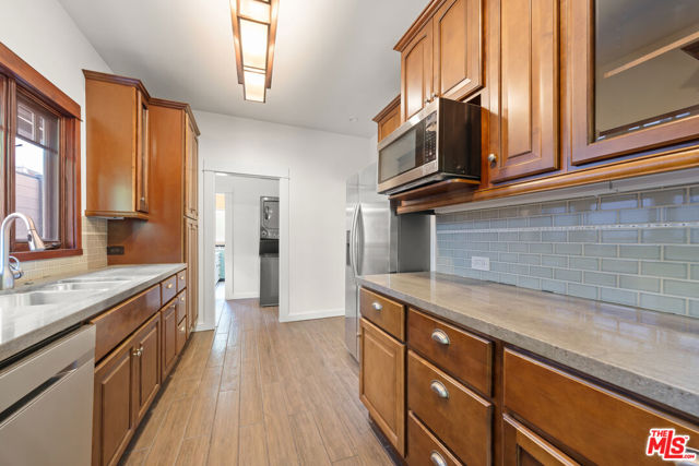 MLS #25594273 image #16