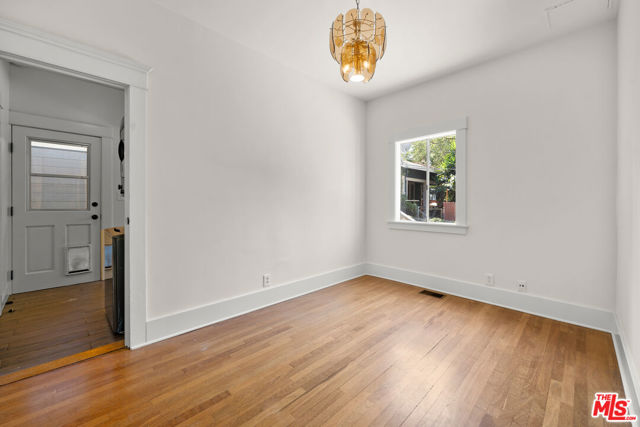 MLS #25594273 image #18