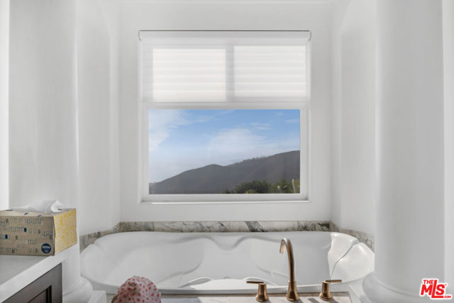 MLS #25594399 image #35