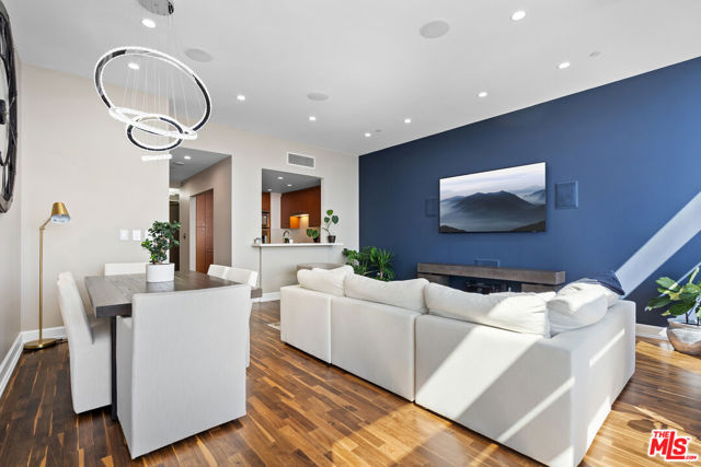 MLS #25594985 image #2