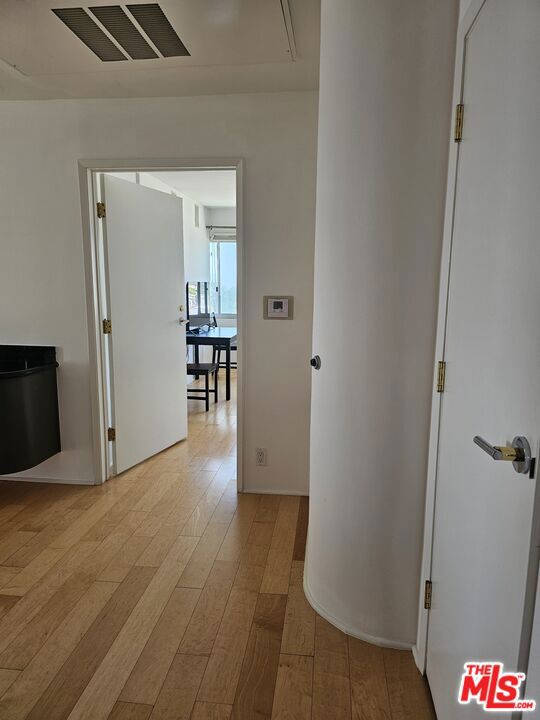 MLS #25595035 image #5