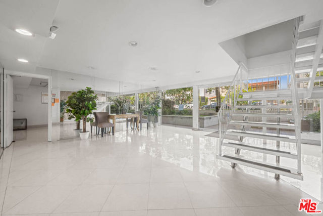 MLS #25595089 image #15