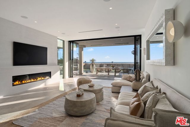 MLS #25595195 image #1