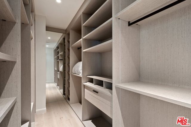 MLS #25595195 image #25