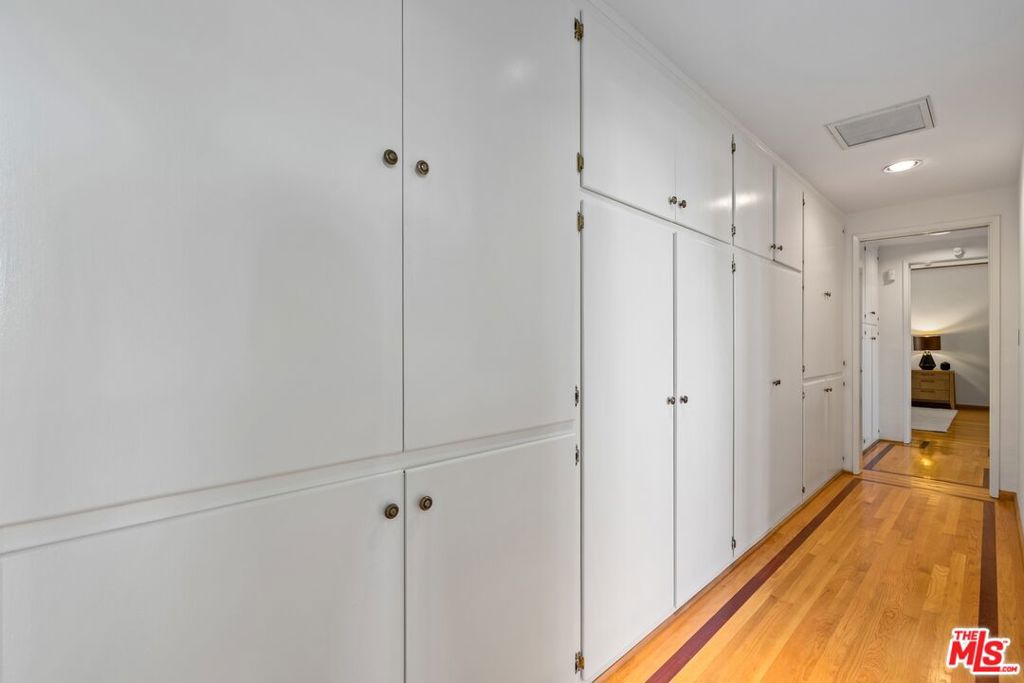 MLS #25595417 image #22