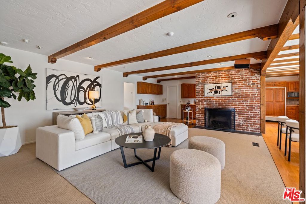 MLS #25595417 image #3