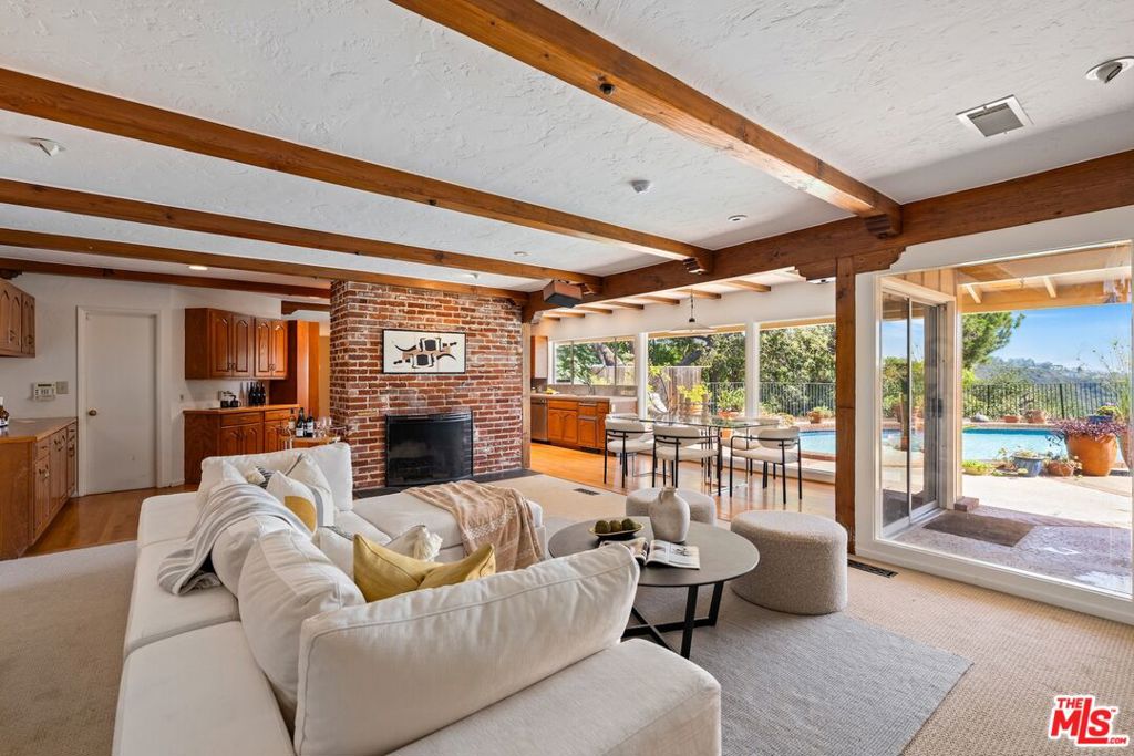 MLS #25595417 image #6