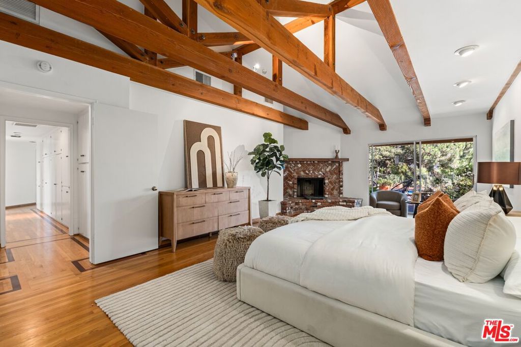 MLS #25595417 image #7