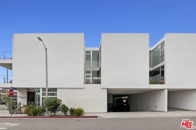 MLS #25595559 image #14