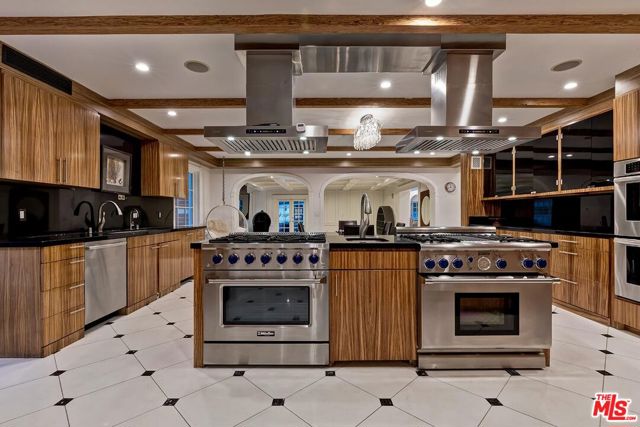 MLS #25595603 image #19