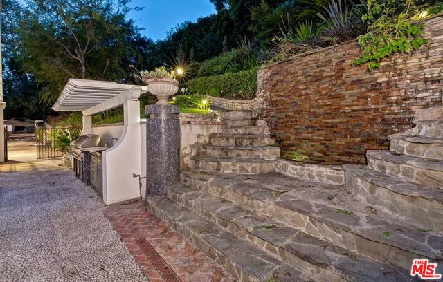 MLS #25595603 image #27