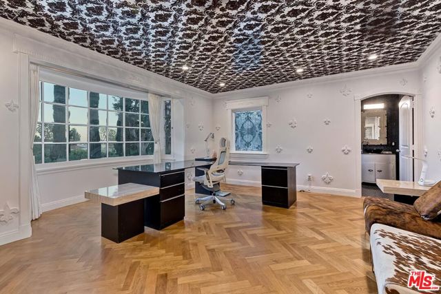 MLS #25595603 image #40