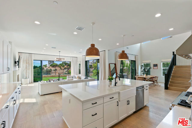 MLS #25595619 image #10