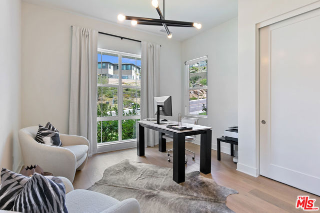 MLS #25595619 image #21