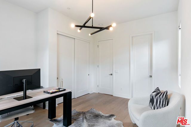 MLS #25595619 image #22