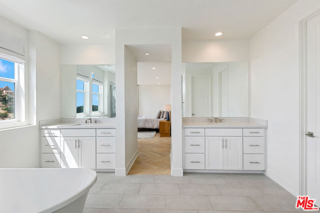 MLS #25595619 image #32