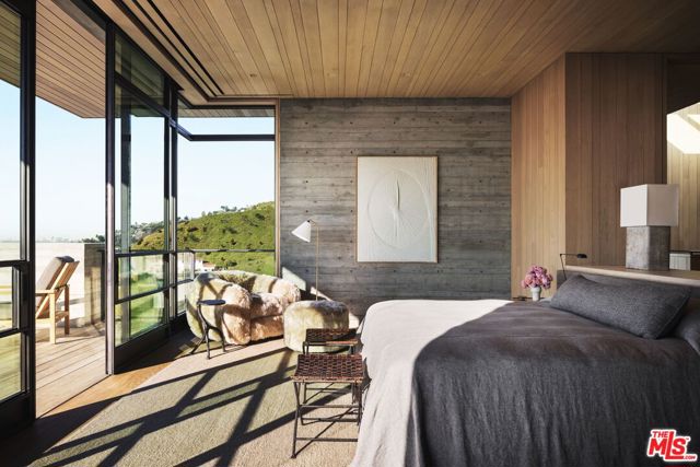 MLS #25595755 image #16