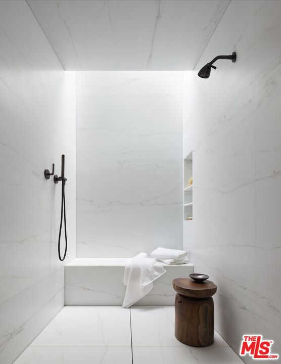 MLS #25595755 image #18