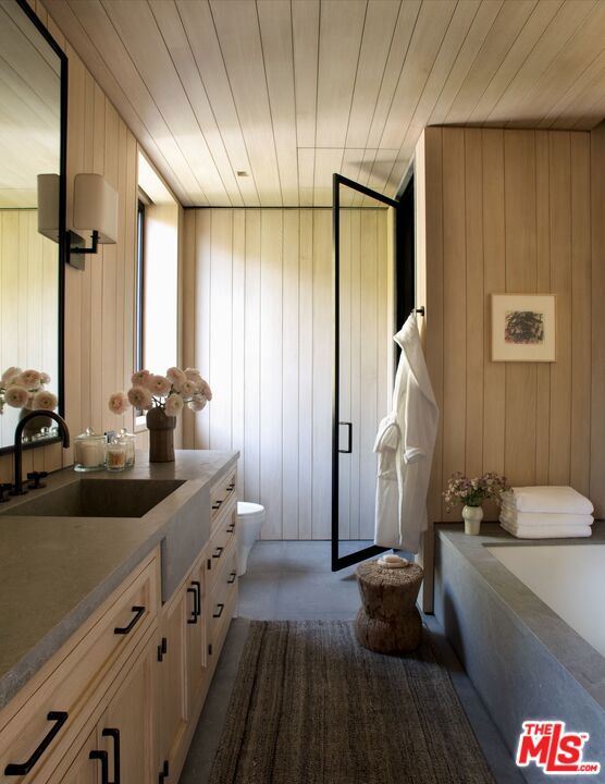 MLS #25595755 image #21