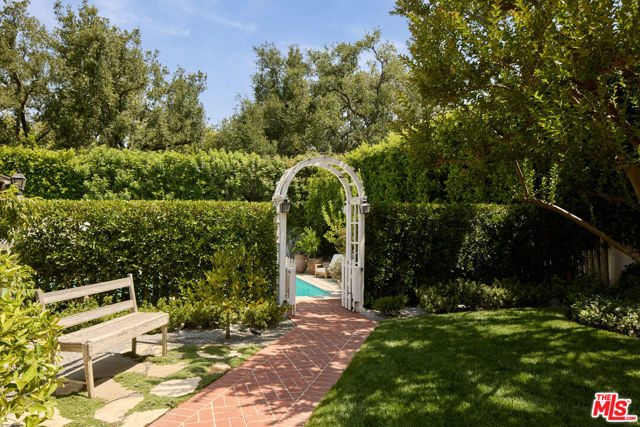 MLS #25595829 image #23