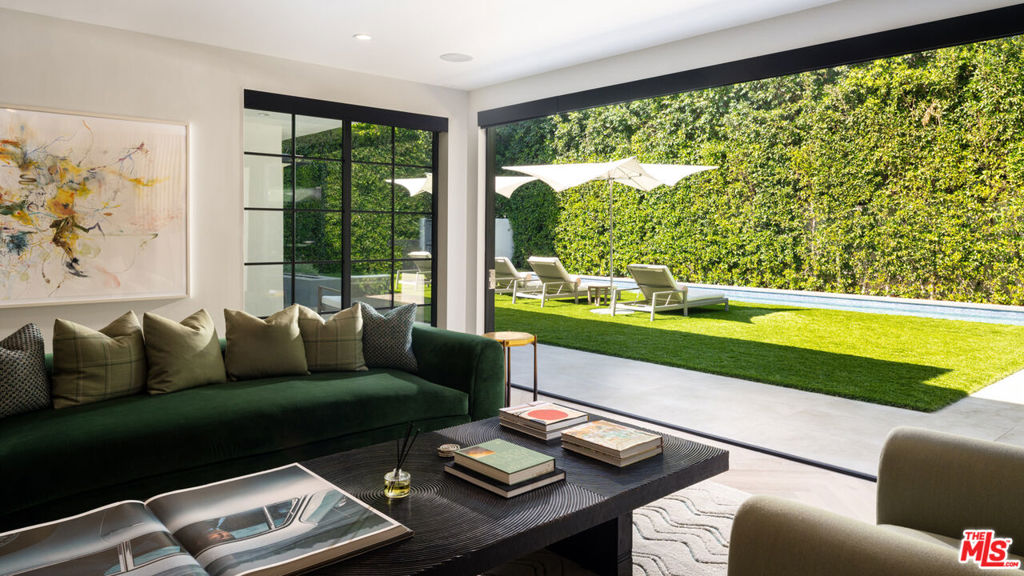 MLS #25595877 image #2