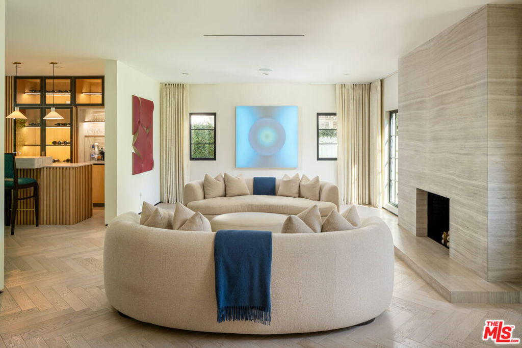 MLS #25595877 image #4