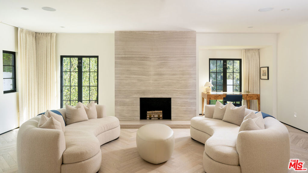 MLS #25595877 image #5