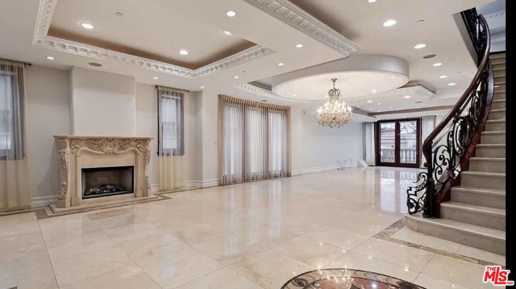 MLS #25595949 image #2