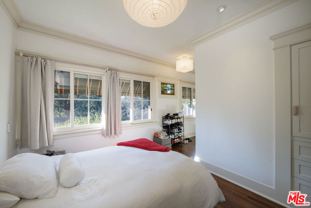 MLS #25596063 image #23