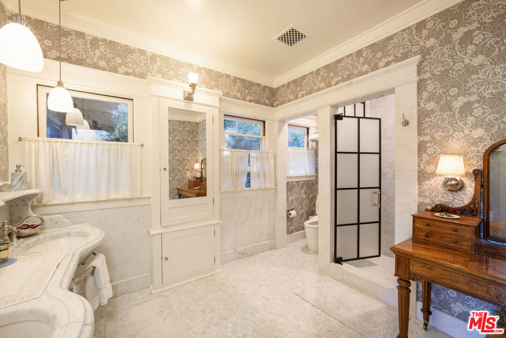 MLS #25596063 image #26