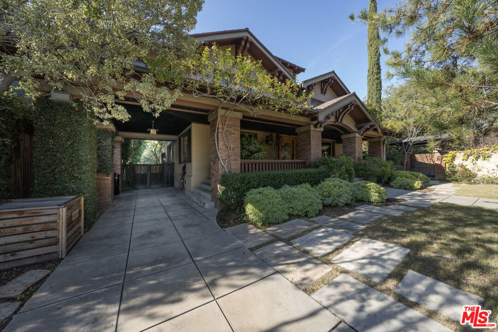 MLS #25596063 image #3