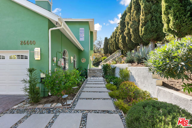 MLS #25596357 image #17